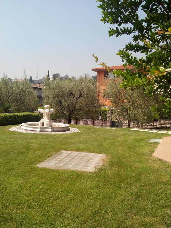 Casa Silvia Apartment Padenghe sul Garda Bilik gambar